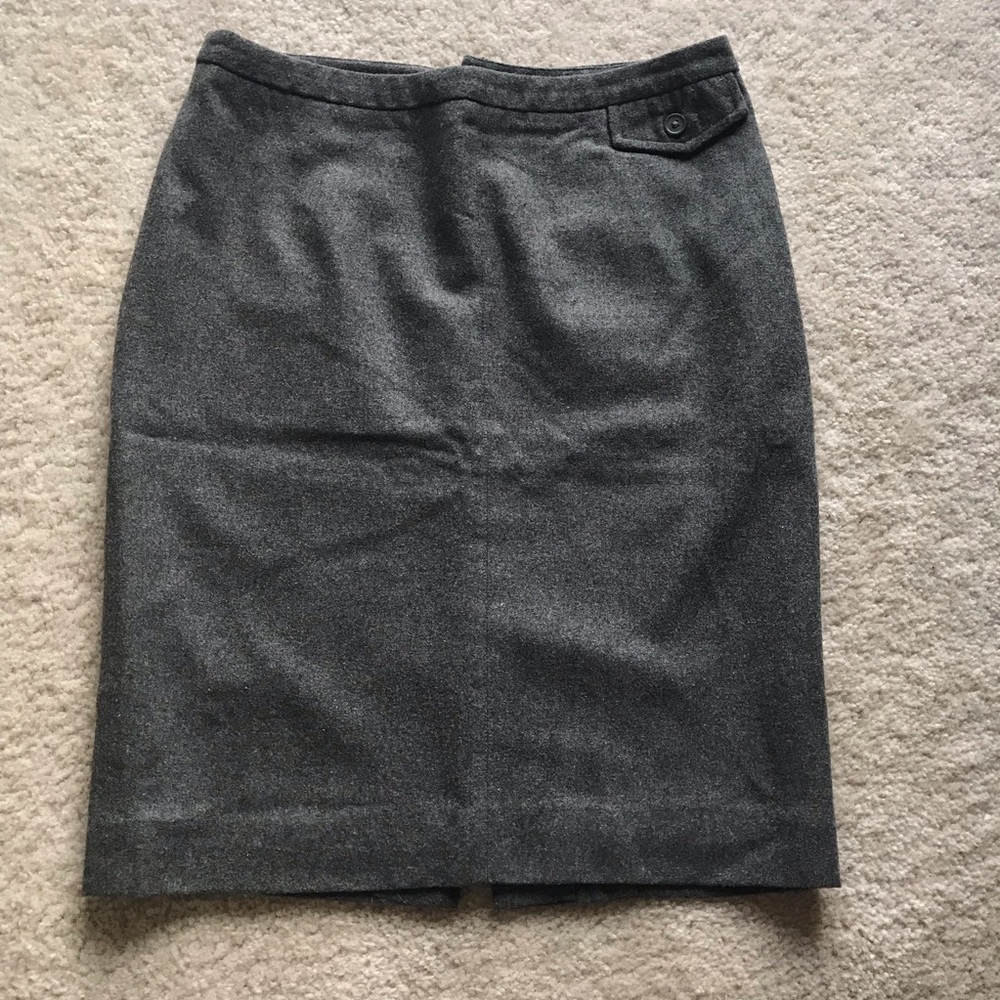 Gap Gray Pencil Skirt